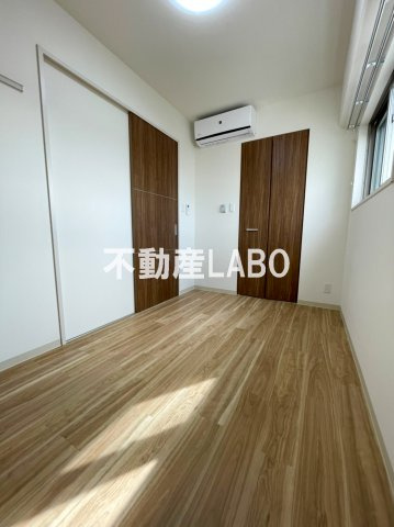 GRAND ECLATの洋室