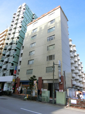 ★9階建てマンション／東新宿駅徒歩3分の立地★