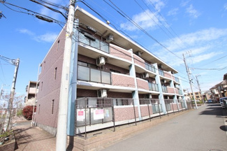 中田駅徒歩８分・平坦な道のりです。