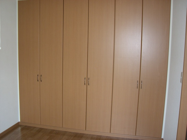 メゾン・ルミナスⅡの収納|クローゼット1