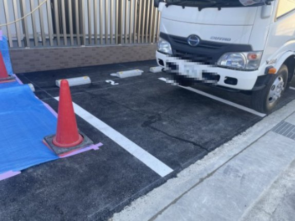 グレイスリンデンバンVの駐車場