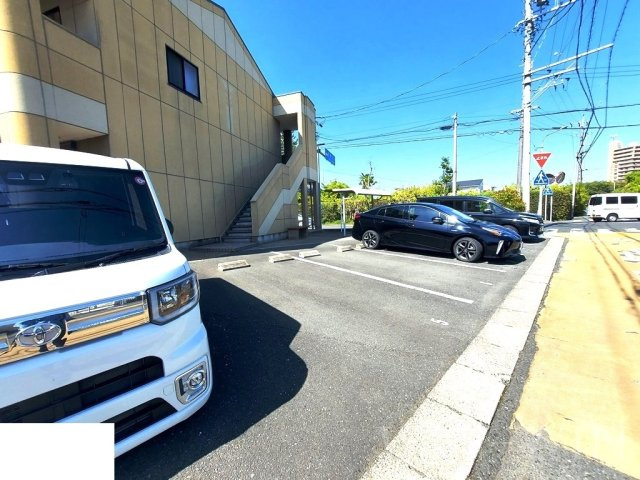 スターライズの駐車場