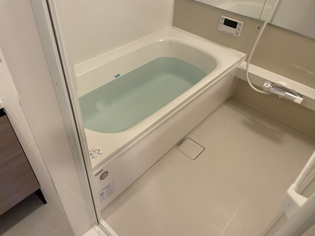 ラ　グリシーヌ青山の浴室