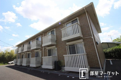 【外観】 | グランシャリオ花本