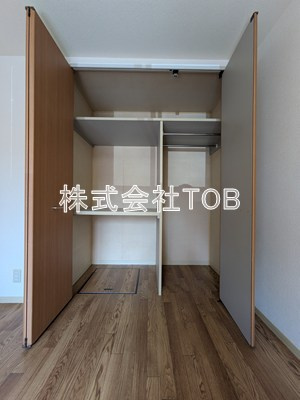 【収納】 | ドミール松庵 A棟 | 5.5帖クローゼット