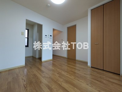 【居間・リビング】 | ドミール松庵 A棟 | 5帖