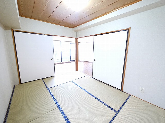 富士ビルの和室|和室があると落ち着いた雰囲気になりますね