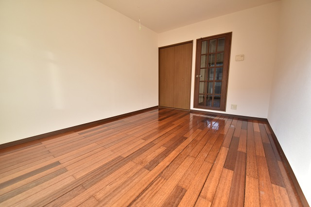 タイガー森本の居間・リビング