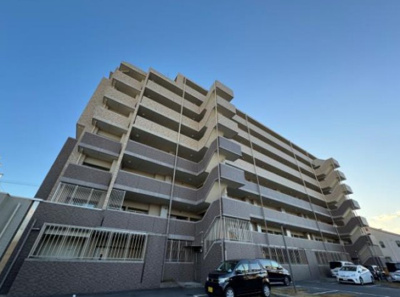 【外観】 | ファミリアーレ瑞穂運動場東＜仲介手数料無料＞ | きれいな外観です