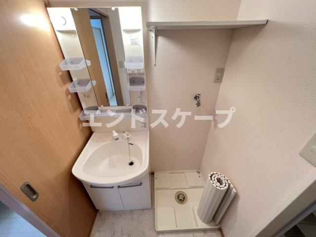 ファミーユ の独立洗面台|高崎、前橋、伊勢崎エリアのお部屋探しはエンドスケープまで！お客様の理想お聞かせ下さい♪
クロスの色が異なる場合があります。
