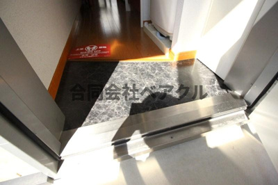 【玄関】 | レオパレスヤングフォレストA