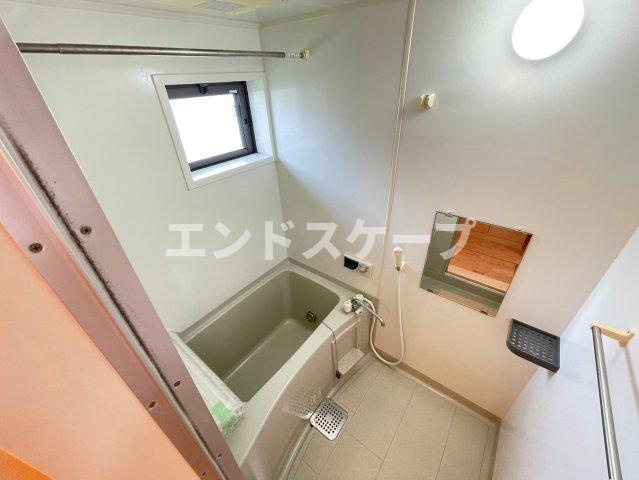 ブラン･メゾン　Ｂの浴室|高崎、前橋、伊勢崎エリアのお部屋探しはエンドスケープまで！お客様の理想お聞かせ下さい♪