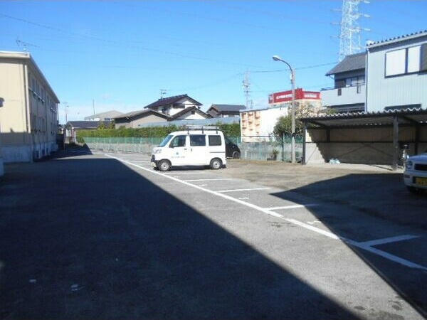 ルナルーチェ前浜　　刈谷市近郊の賃貸ならクラスホーム刈谷店の駐車場
