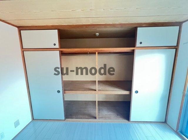 エイト摂津の収納