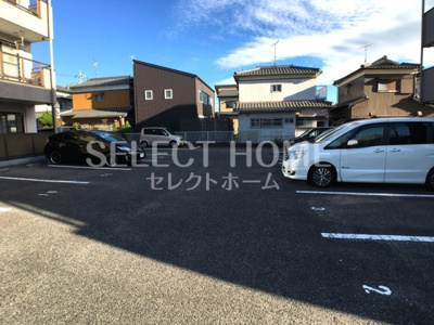 【駐車場】 | ＷＩＮＧ１号館 | 駐車場です