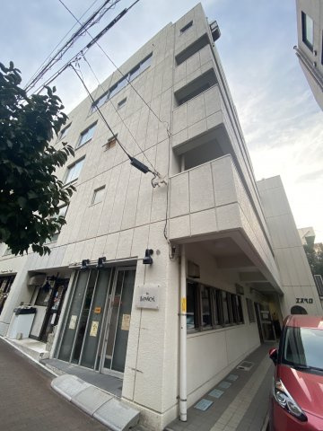 エスペロビルの外観