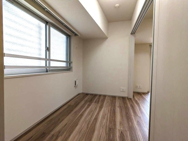 COMFORIA新御徒町の設備|3.5帖洋室です