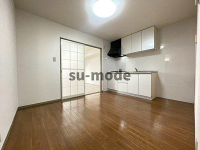 【居間・リビング】 | ハイツベルフィーユ