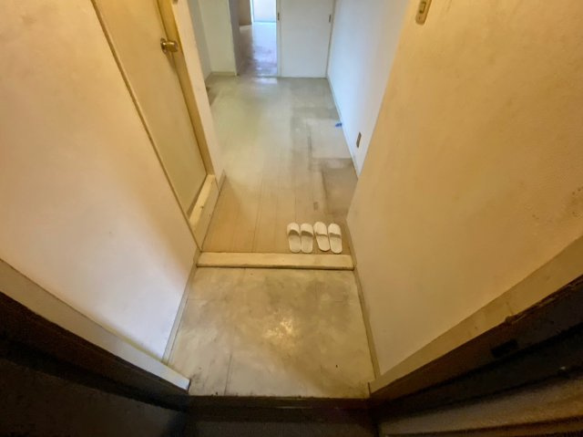 リアライズ尾頭橋｜名古屋市の賃貸ならMy賃貸の玄関|リアライズ尾頭橋（旧：登り松マンション）