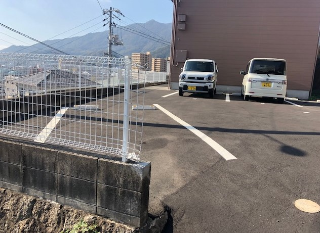 カーサ・パーチェの駐車場