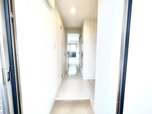 サンローズの玄関|※別部屋参考写真