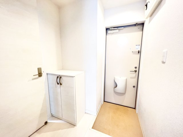 サンローズの玄関|※別部屋参考写真