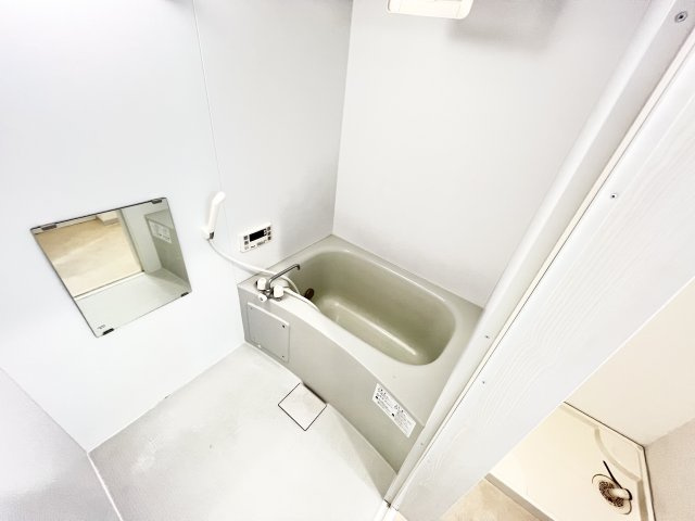 サンローズの浴室|※別部屋参考写真