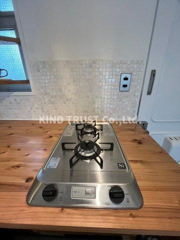 メゾン北梅田のキッチン|コンパクトなキッチンで掃除もラクラク