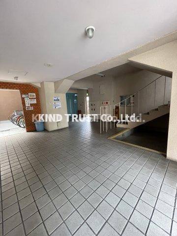 メゾン北梅田のロビー|清潔なロビーです