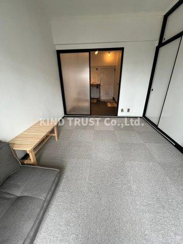 メゾン北梅田の居間・リビング|ゆったり過ごせる居間です