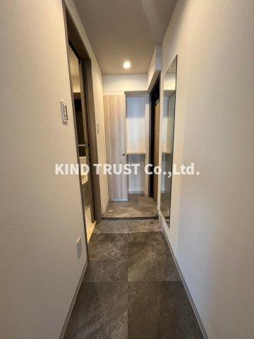 グラート梅田のロビー|建物の内部です