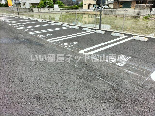 【駐車場】 | Villa luce