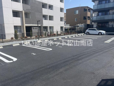 【駐車場】 | フェリエⅥ