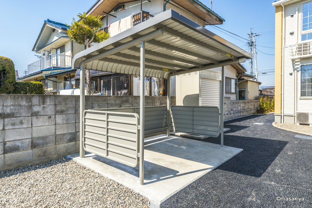 ステイブル　Ⅱの駐車場|駐輪場