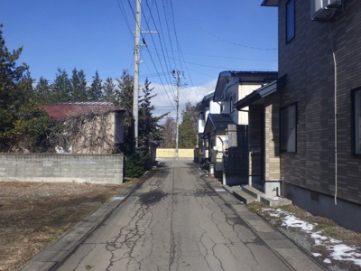 【前面道路含む現地写真】 | 大館市城西町・売地