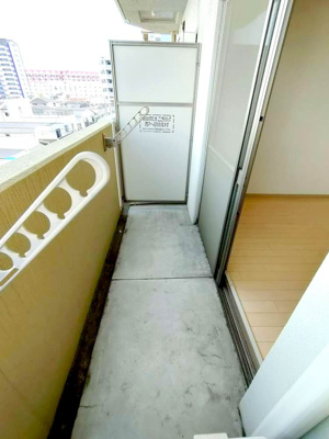 【バルコニー】 | ビヤンポート | お洗濯にも便利なバルコニー付き