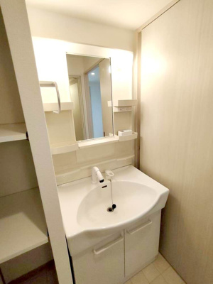 【洗面所】 | ビヤンポート | 忙しい朝には欠かせない独立洗面所です