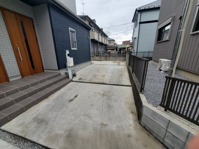 グランソフィア城南1丁目の駐車場|駐車場完備です