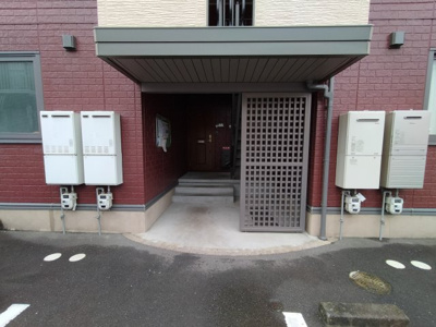 【エントランス】 | サニーハイツ　B棟