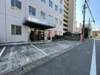 【駐車場】 | ウスダビル