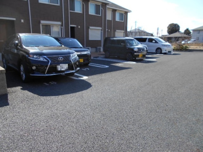 イーグレット　Cの駐車場