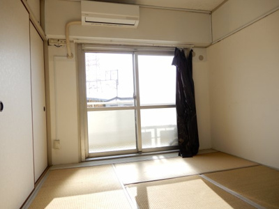 【居間・リビング】 | ビレッジハウス萩庄1号館