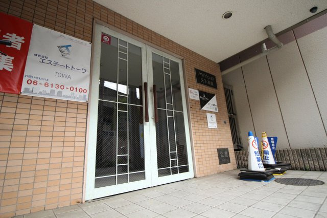 MiYo87天下茶屋のエントランス|毎日通るエントランスはこのようになっています