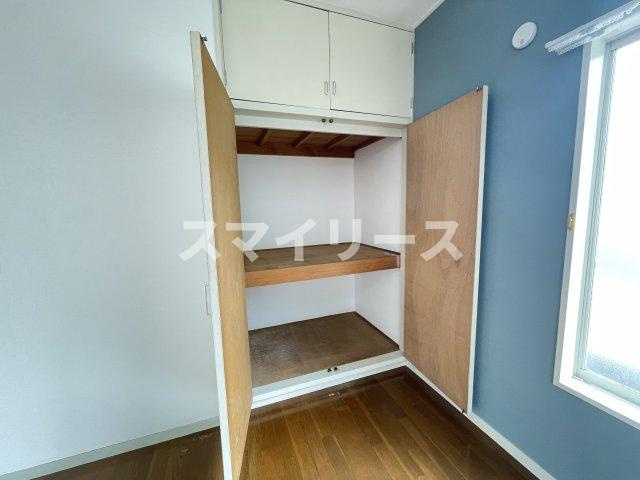 ハイツ初石の収納
