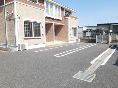 【駐車場】 | ソレイユ横島Ｂ | 駐車場