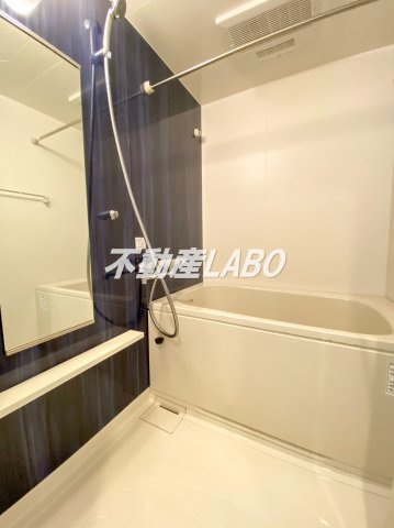 グランパシフィック泉尾Luxeの浴室