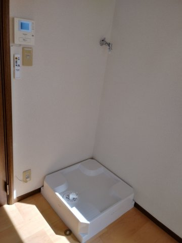 サンローズ葉山の洗面所|※別号室のお写真です※