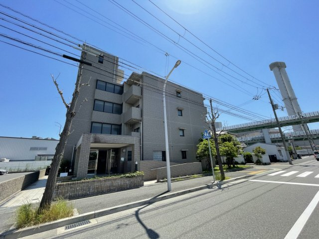 フロレセール南六甲の外観