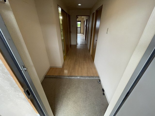 フロレセール南六甲の玄関