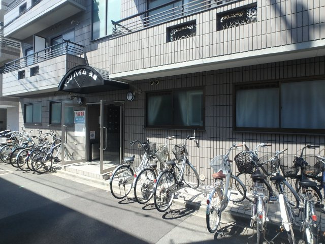 YOUハイム衣摺の外観